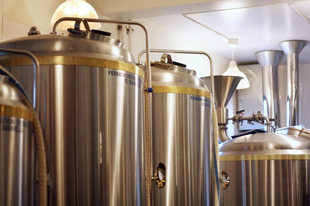  Tanques industriais bebidas